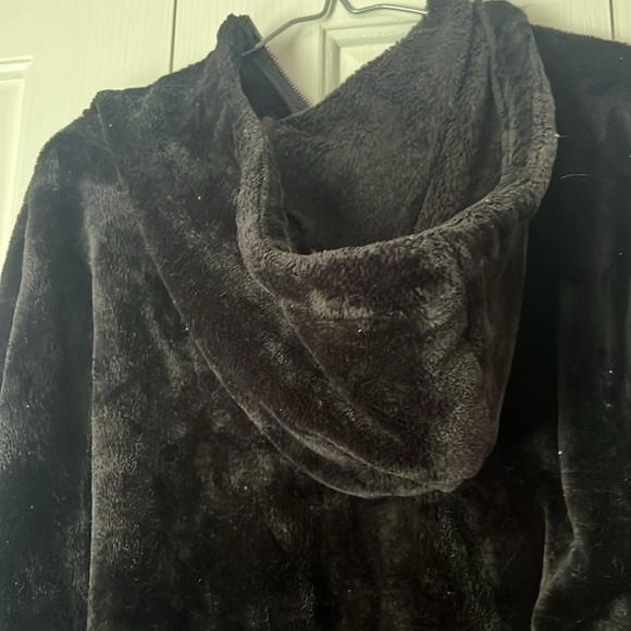 Ardene zip up sweater - Picture 2 of 3